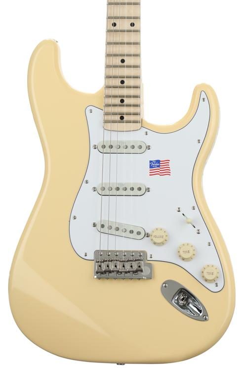 Fender Artist Yngwie Malmsteen Stratocaster Guitar, Scalloped Maple Neck, Vintage White